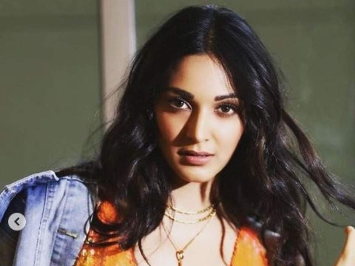 Kiara Advani shows us how to don a summery hue during the winters ...